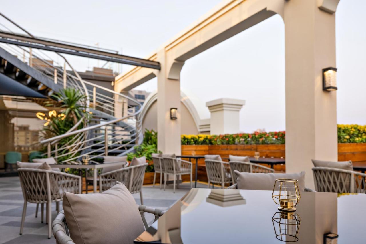 Hotel Maxx Phnom Penh Downtown By H World Exterior foto