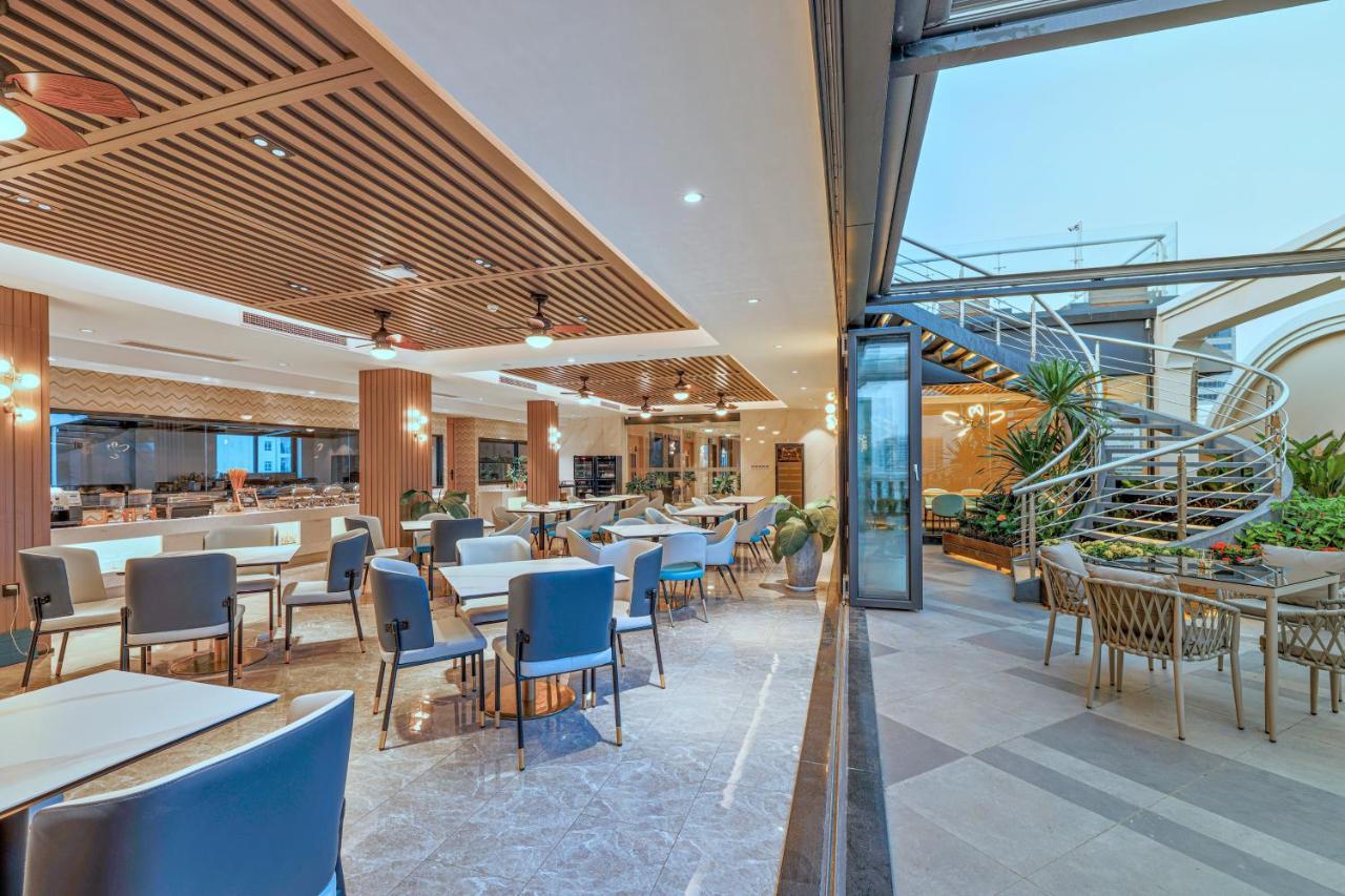 Hotel Maxx Phnom Penh Downtown By H World Exterior foto