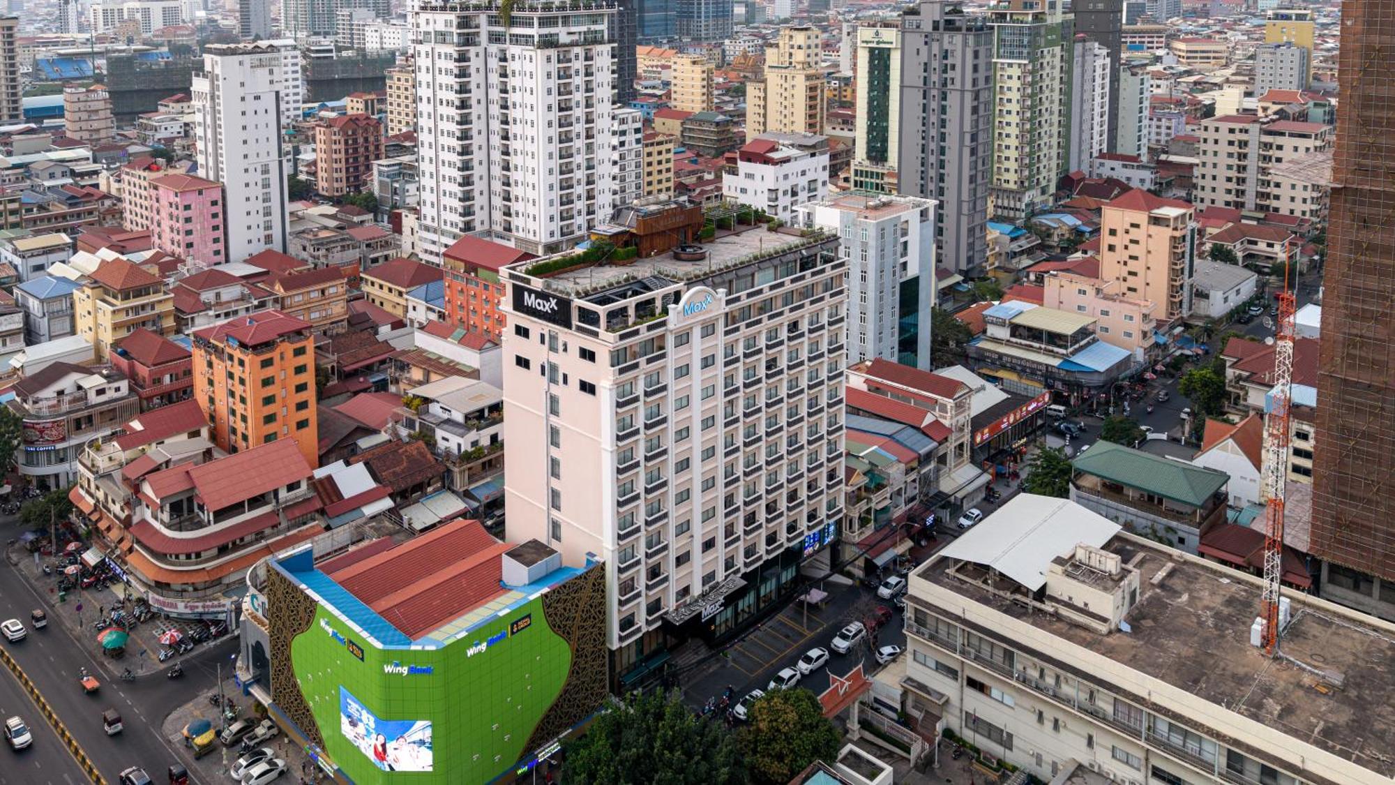 Hotel Maxx Phnom Penh Downtown By H World Exterior foto